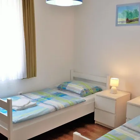 Ferienwohnung Debora Appartement Pula